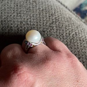 Pearl and Gemstone ring